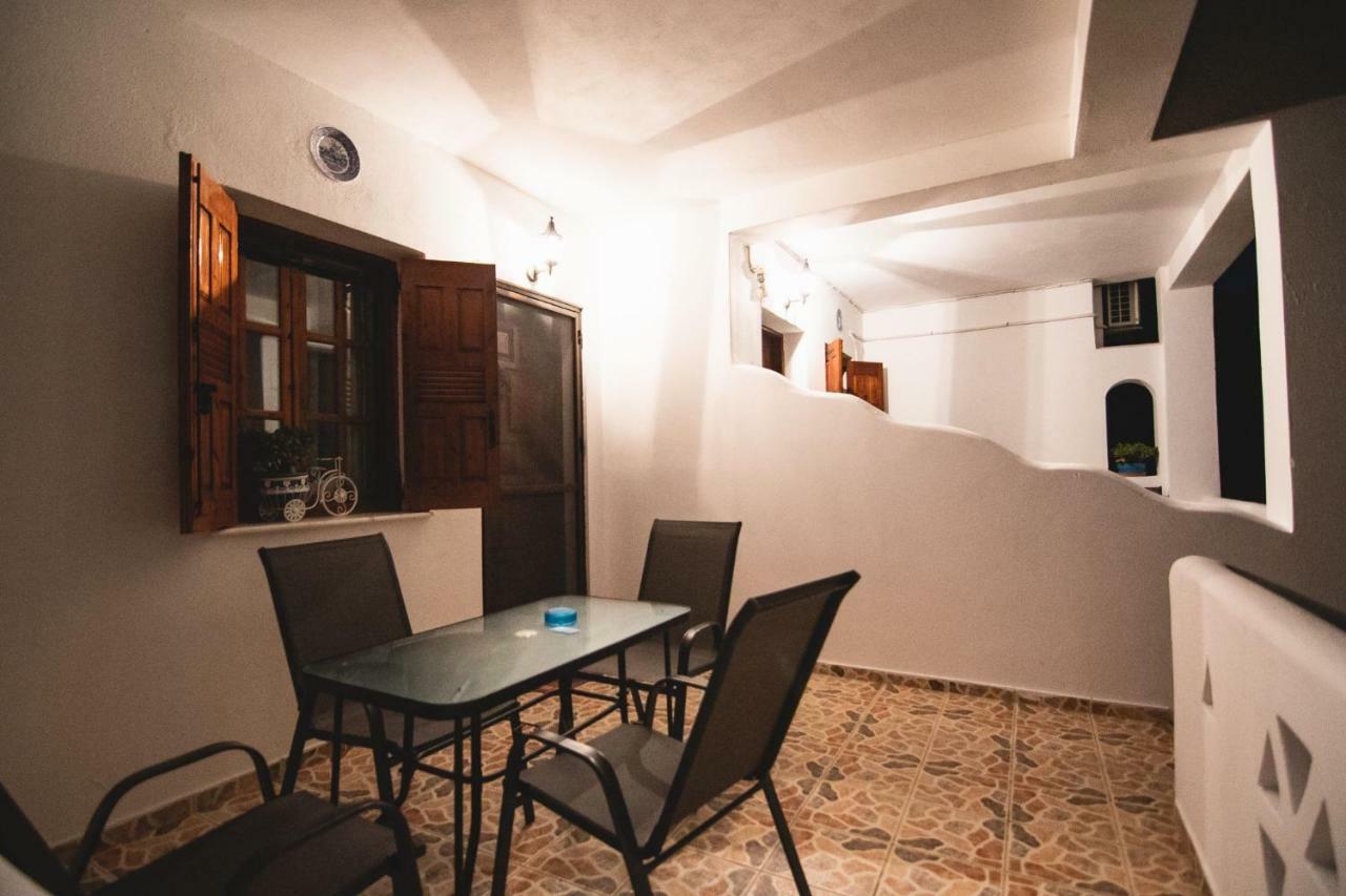 Athena'S Houses Σκύρος Εξωτερικό φωτογραφία